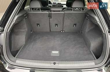 Внедорожник / Кроссовер Audi Q3 2021 в 