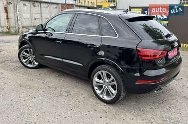 Позашляховик / Кросовер Audi Q3 2015 в 