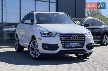 Внедорожник / Кроссовер Audi Q3 2015 в Нововолынске