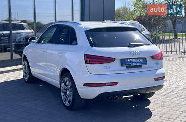 Внедорожник / Кроссовер Audi Q3 2015 в 