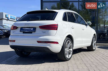 Внедорожник / Кроссовер Audi Q3 2015 в 