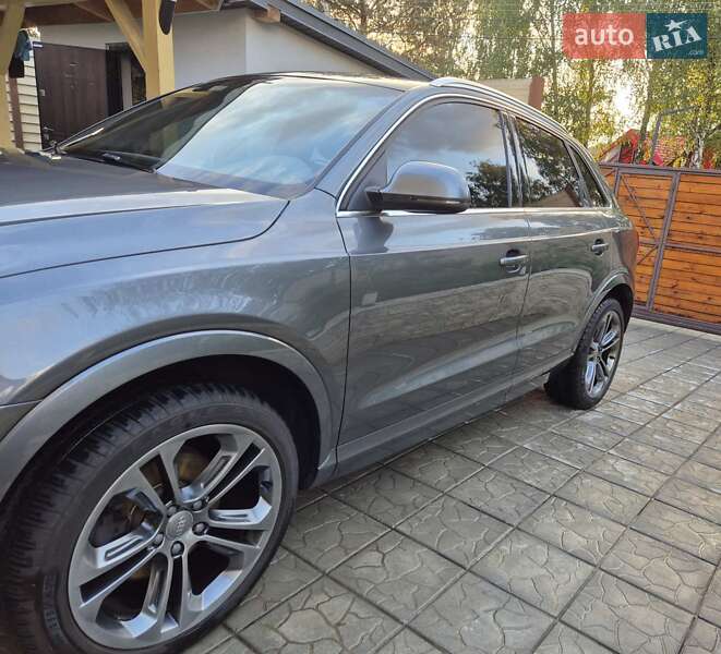 Внедорожник / Кроссовер Audi Q3 2016 в Киеве