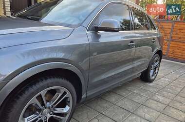 Внедорожник / Кроссовер Audi Q3 2016 в 