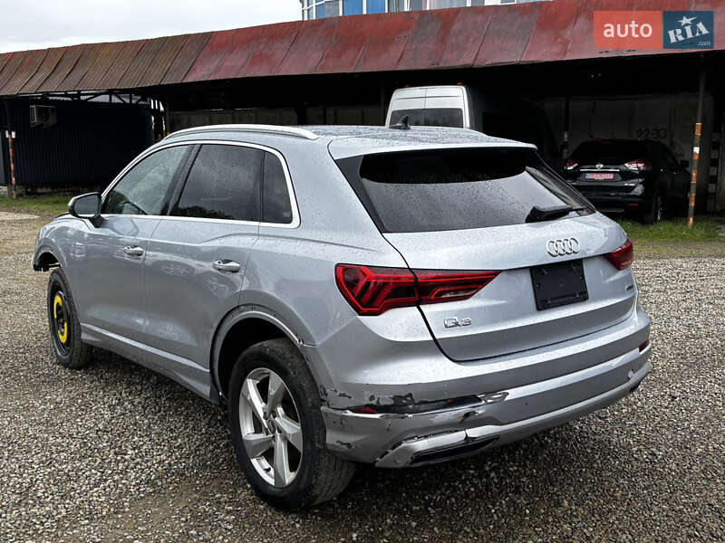 Внедорожник / Кроссовер Audi Q3 2019 в Стрые