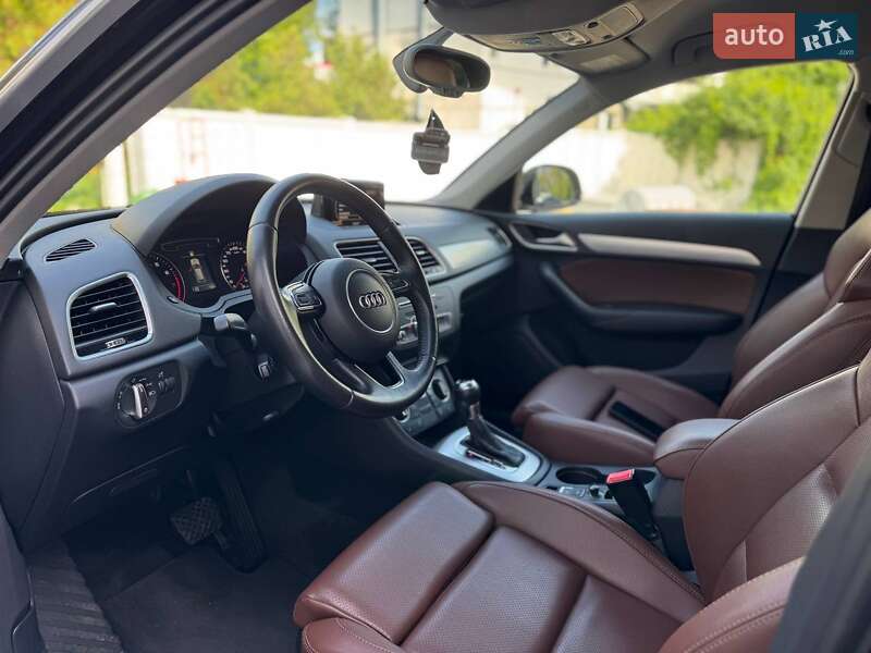 Позашляховик / Кросовер Audi Q3 2015 в Одесі