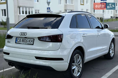 Внедорожник / Кроссовер Audi Q3 2017 в 