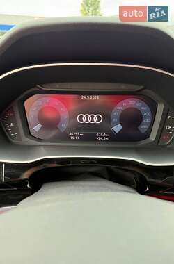 Позашляховик / Кросовер Audi Q3 2020 в 