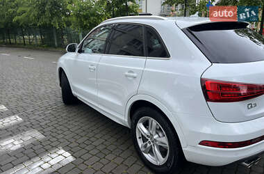 Внедорожник / Кроссовер Audi Q3 2016 в 