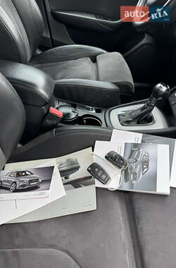Внедорожник / Кроссовер Audi Q3 2013 в 