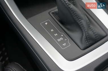 Внедорожник / Кроссовер Audi Q3 2023 в 