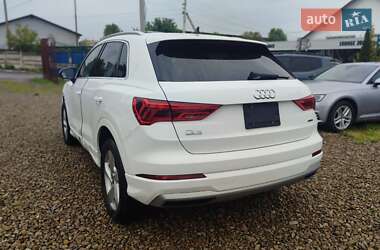 Внедорожник / Кроссовер Audi Q3 2019 в 