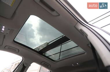 Внедорожник / Кроссовер Audi Q3 2016 в 