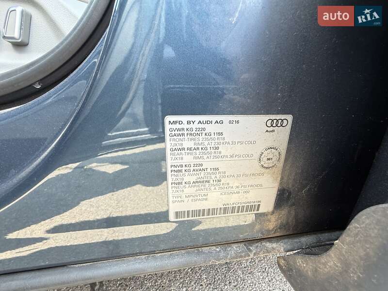 Внедорожник / Кроссовер Audi Q3 2016 в Киеве