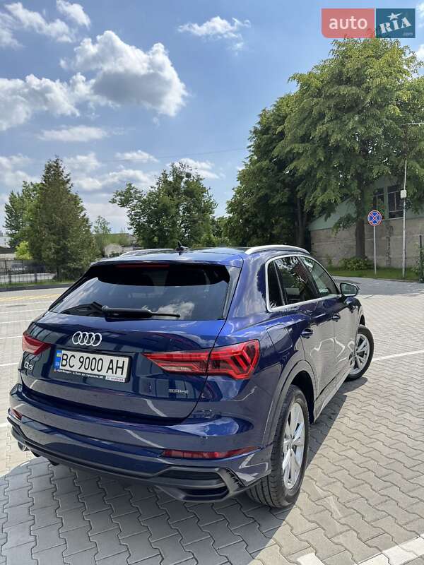 Внедорожник / Кроссовер Audi Q3 2021 в Львове