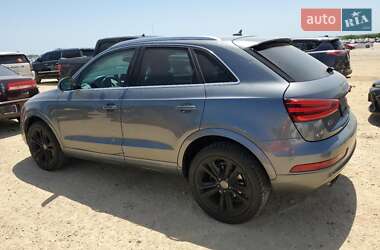 Внедорожник / Кроссовер Audi Q3 2014 в 