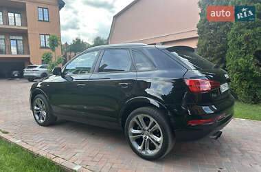 Внедорожник / Кроссовер Audi Q3 2017 в 