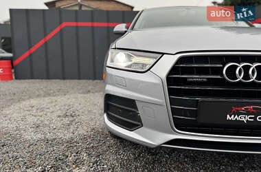 Внедорожник / Кроссовер Audi Q3 2015 в 