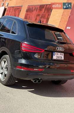 Внедорожник / Кроссовер Audi Q3 2015 в 