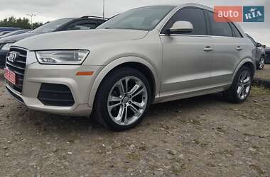 Внедорожник / Кроссовер Audi Q3 2016 в 