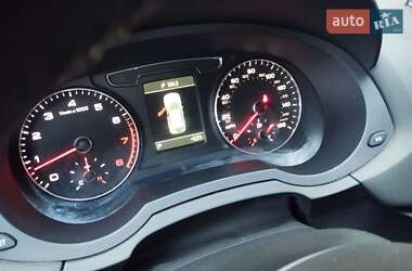 Внедорожник / Кроссовер Audi Q3 2016 в 