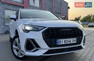 Внедорожник / Кроссовер Audi Q3 2019 в 