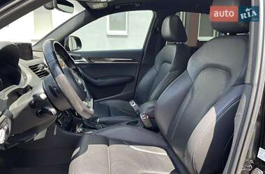 Внедорожник / Кроссовер Audi Q3 2017 в 