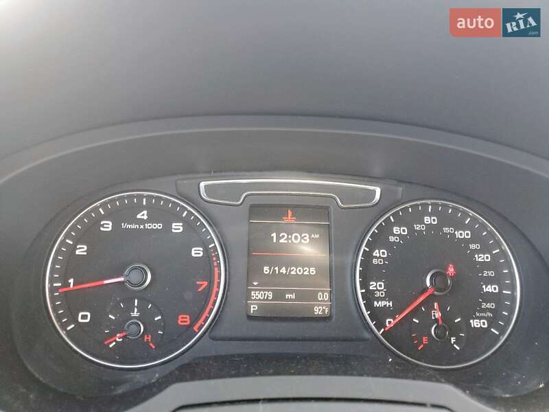 Позашляховик / Кросовер Audi Q3 2016 в Львові