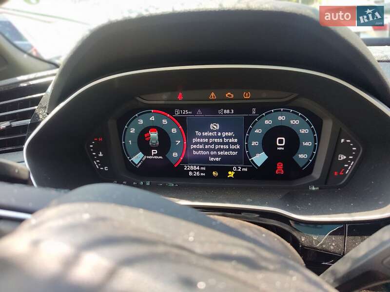 Внедорожник / Кроссовер Audi Q3 2022 в Стрые