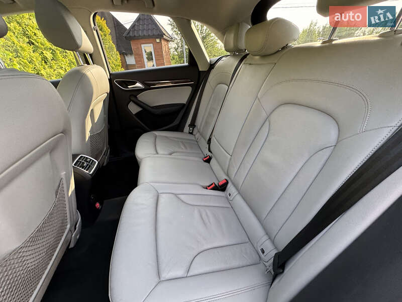 Позашляховик / Кросовер Audi Q3 2014 в Стрию
