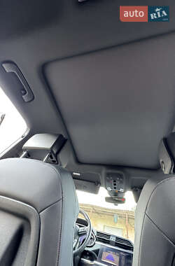 Внедорожник / Кроссовер Audi Q3 2021 в 