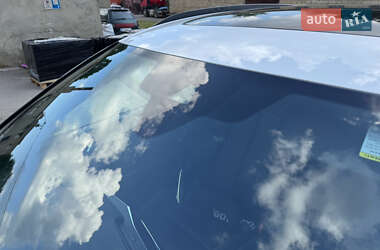 Внедорожник / Кроссовер Audi Q3 2021 в 