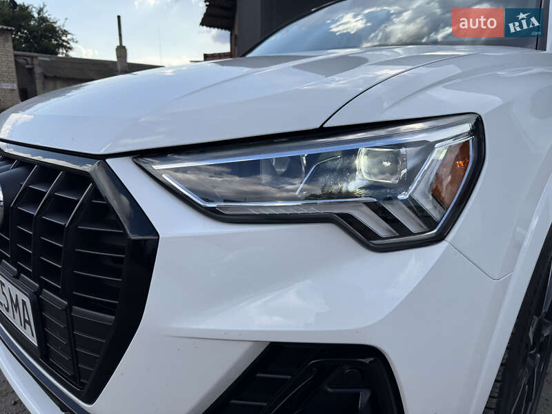 Внедорожник / Кроссовер Audi Q3 2021 в Одессе