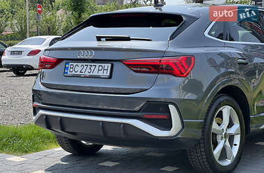Внедорожник / Кроссовер Audi Q3 2020 в 