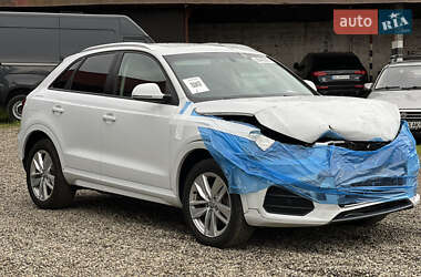 Внедорожник / Кроссовер Audi Q3 2017 в 