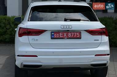 Внедорожник / Кроссовер Audi Q3 2020 в 