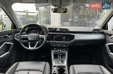 Внедорожник / Кроссовер Audi Q3 2019 в 