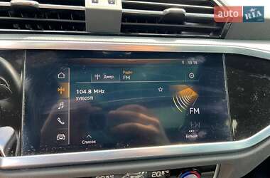 Внедорожник / Кроссовер Audi Q3 2020 в 