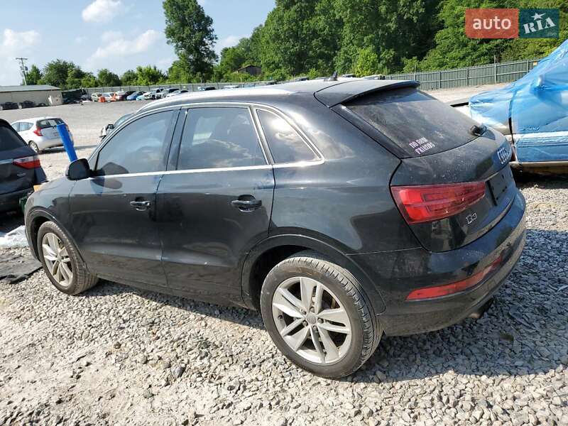 Внедорожник / Кроссовер Audi Q3 2016 в Львове