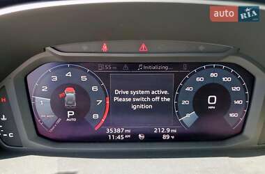 Внедорожник / Кроссовер Audi Q3 2020 в 