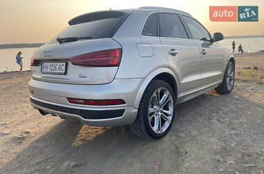 Внедорожник / Кроссовер Audi Q3 2016 в 