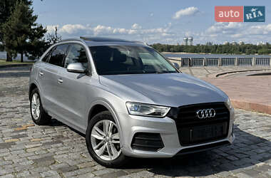 Внедорожник / Кроссовер Audi Q3 2016 в 