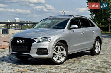 Внедорожник / Кроссовер Audi Q3 2016 в 