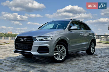 Внедорожник / Кроссовер Audi Q3 2016 в 