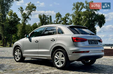 Внедорожник / Кроссовер Audi Q3 2016 в 