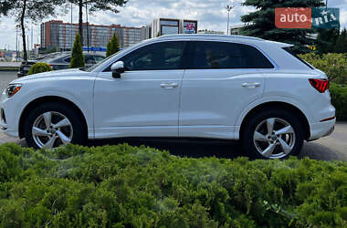 Внедорожник / Кроссовер Audi Q3 2019 в 