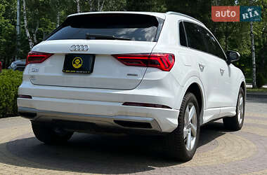Внедорожник / Кроссовер Audi Q3 2019 в 