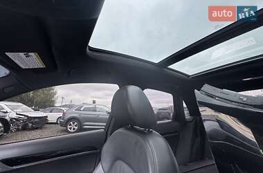 Внедорожник / Кроссовер Audi Q3 2018 в 
