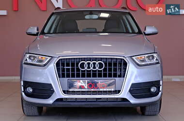 Внедорожник / Кроссовер Audi Q3 2015 в 