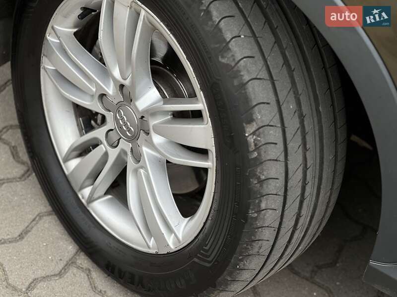 Внедорожник / Кроссовер Audi Q3 2012 в Львове фото 28 Внедорожник / Кроссовер Audi Q3 2012 в Львове