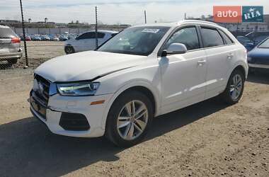 Внедорожник / Кроссовер Audi Q3 2017 в Киеве